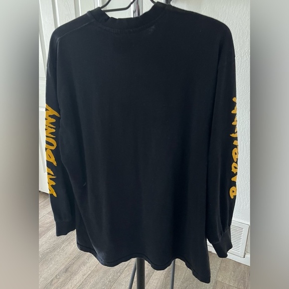 Velan Bad Bunny Black & Yellow Long Sleeve Pullover Men’s XL - Picture 2 of 3